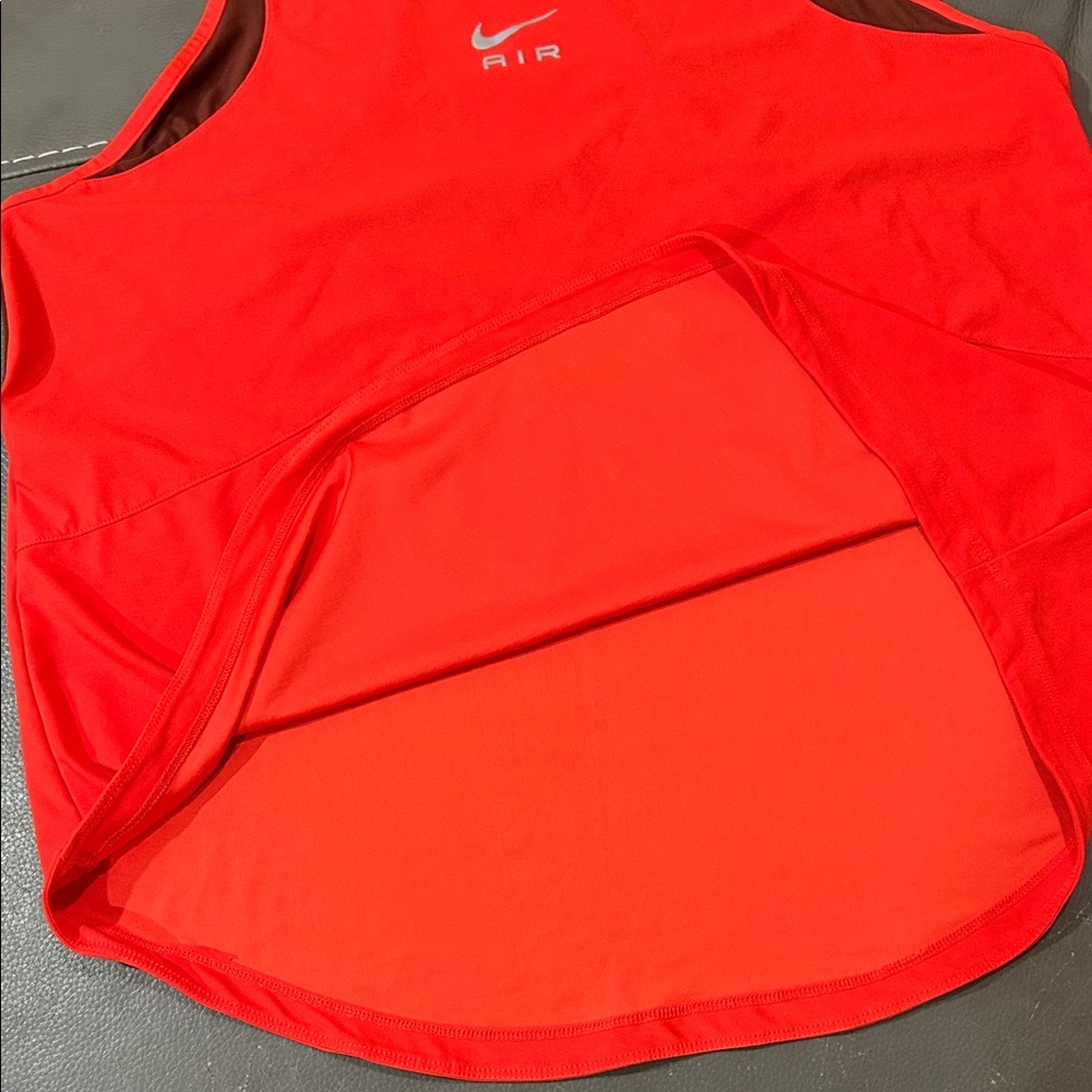 Nike Air Bright Red and Brown Tank Top size XL - Picture 3 of 4
